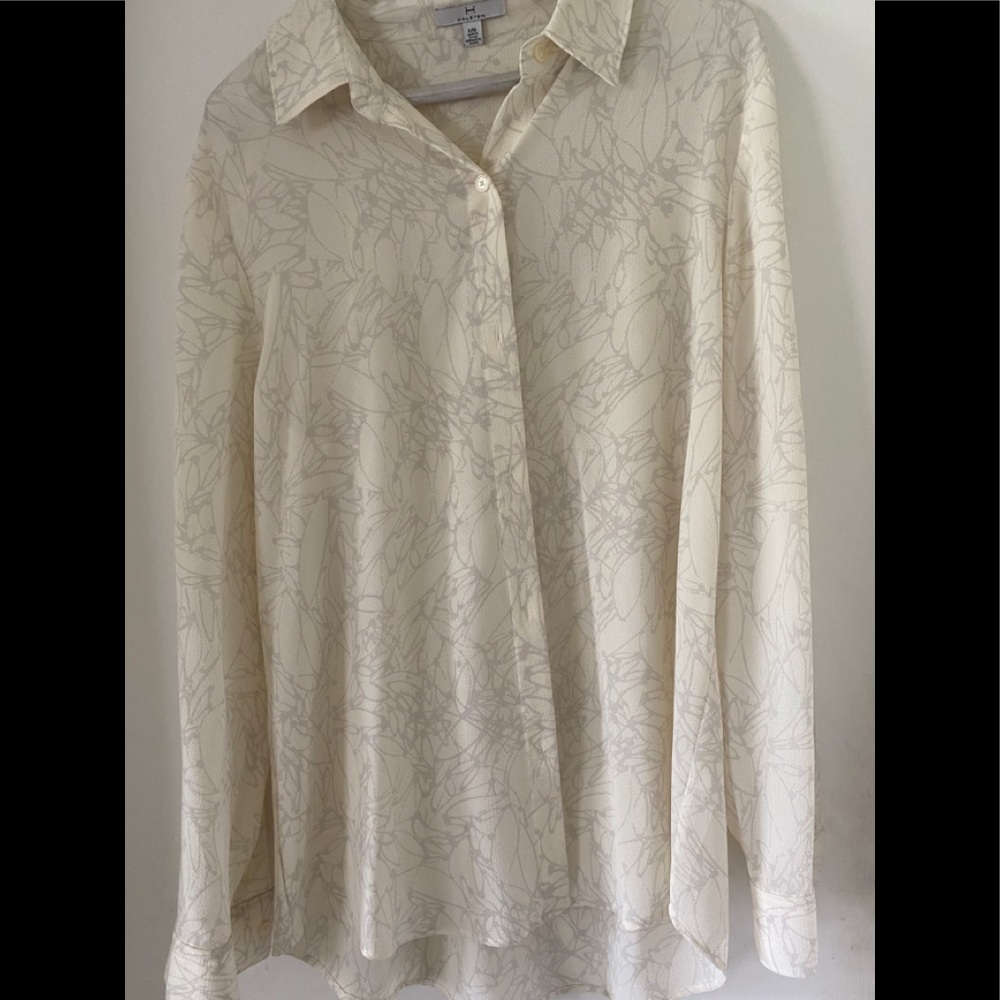 H Halston cream long sleeve top